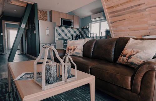 Valle Cabin | Grand Canyon A-Frame Hot tub & Sauna
