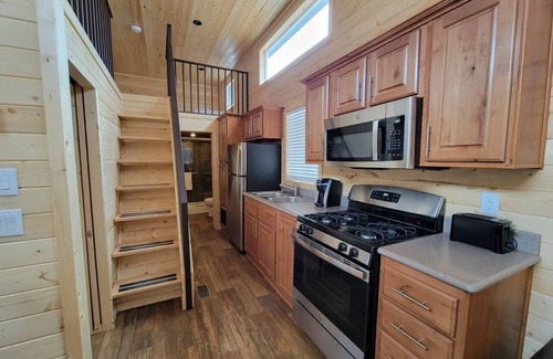 Valle Cabin | Grand Canyon South Rim: Private Cabin: Sleeps 8