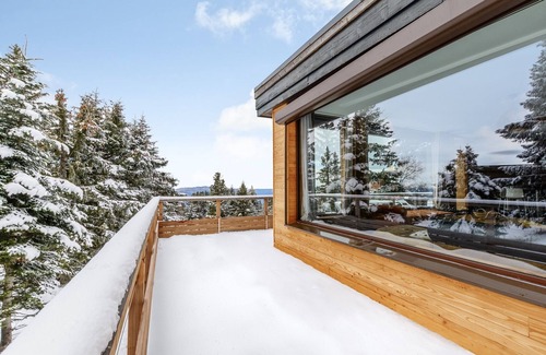 Chamrousse Ski Chalet | Grand Chalet Standing Avec Jacuzzi à Chamrousse ski 1750