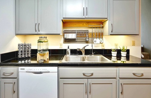 Sioux Falls House | Grand Duplex Blue House