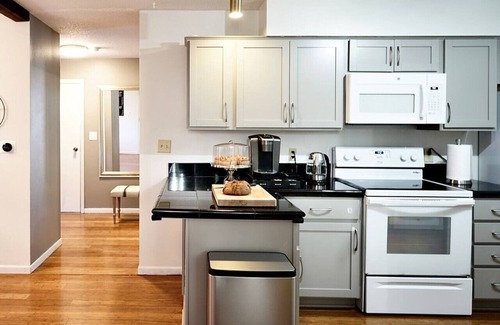 Sioux Falls House | Grand Duplex Blue House