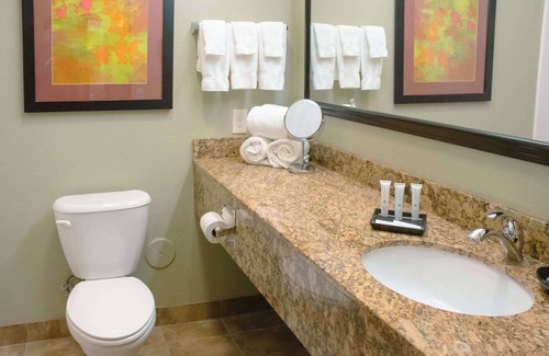 Grand Forks Hotel | Grand Forks Lodge and Suites