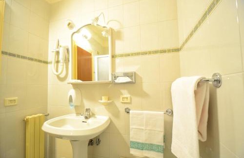 Rocca di Mezzo Hotel | Grand Hotel delle Rocche