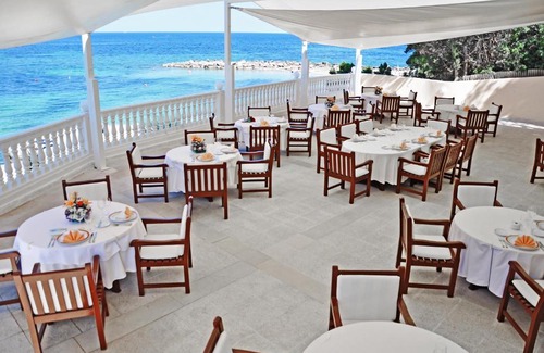 Siesta Hotel | Grand Hotel Palladium Santa Eulalia del Río