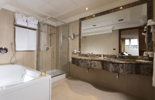 San Marco Evangelista Hotel | Grand Hotel Vanvitelli