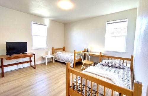 Pittsburg House | Grand house welcomes you all