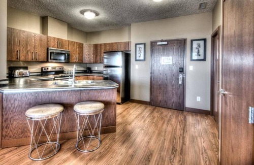 Grande Prairie Hotel | Grand Inn & Residence