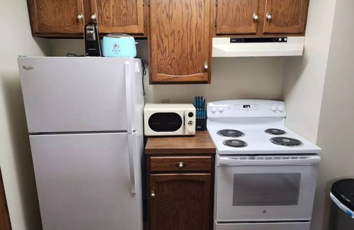 Grand Island Condo | Grand Island Northside Condo 2-bedroom w/d