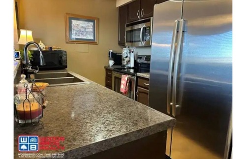 Grand Island Condo | Grand Island Northside Condo 1B 1 Sofa bed W/D