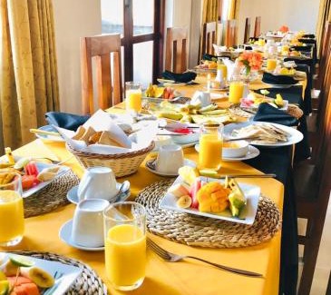 Sirimalwatta Hotel | Grand Kandy Villa