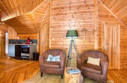 Saint-Cybranet House | Grand Kota with Private Nordic Bath – Cozy Cabin, Grill & Breakfast Included