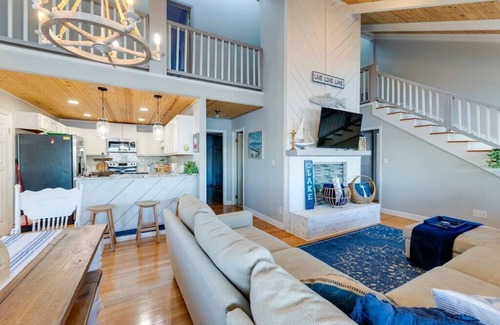 Cook Springs House | Grand Lake Escape: Serenity Meets Space