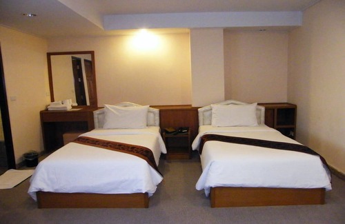 Sing Buri Hotel | Grand Leo Hotel