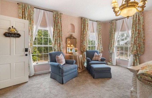Fort Smith House | Grand Mansion-Blushing Rose