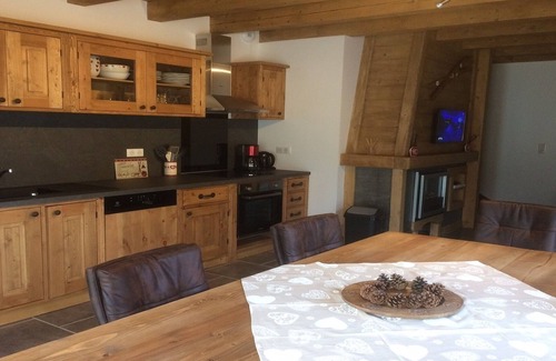 Verchaix Ski Chalet | GRAND-MASSIF VERCHAIX-MORILLON-SAMOENS MOUNTAIN CHALET APARTMENT 6/8 PERS