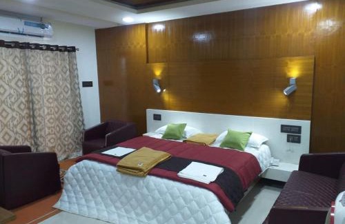Vinnamangalam Hotel | GRAND Meridian