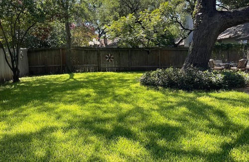 North Central Thousand Oaks House | Grand Oaks - Peaceful & Centrally Location