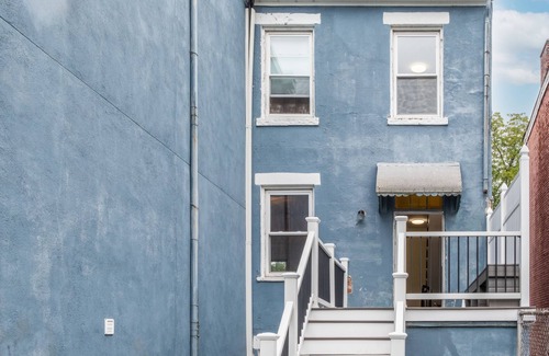 Newburgh Apartment | "GRAND ON THE HUDSON" - Executive Suites/2nd Flr