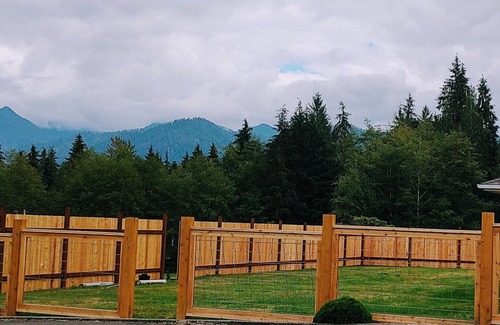 Amanda Park House | Grand Opening! 3-Bedroom Home- Close to Olympic National Park and Lake Quinault