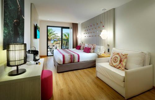 Sant Jordi de Ses Salines Hotel | Grand Palladium White Island Resort & Spa - All Inclusive