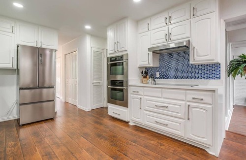 Grand Prairie House | ✨ Grand Prairie Luxe Escape | Pool Game Room ✨