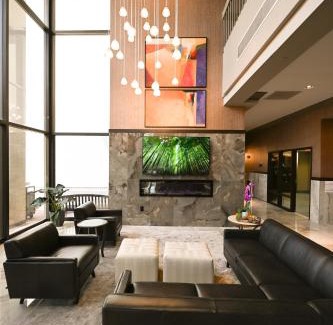 Mount Laurel Hotel | Grand Resort Hotel - Mt Laurel - Philadelphia
