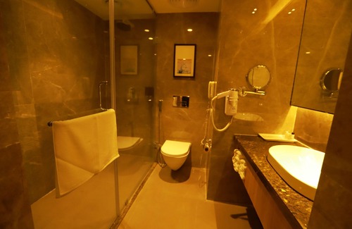 Latur Hotel | Grand Sarovar Portico