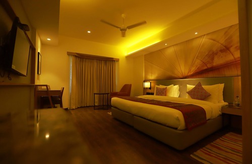 Latur Hotel | Grand Sarovar Portico