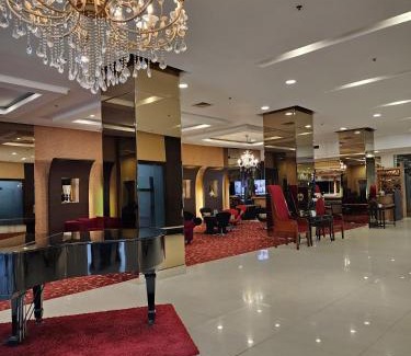Panunggangan Utara Hotel | Grand Serpong Hotel