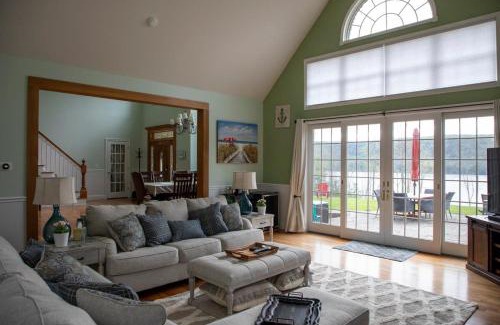 Cooperstown - Otsego Lake House | Grand Slam Lake House Cooperstown Dreams Park