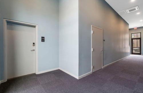 Rogers Apartment | Grand Suite Pinnacle Brownstones