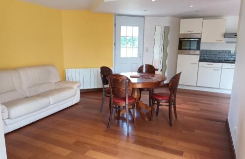 Montrevault-sur-Evre Apartment | Grand T2 de la villa à la fosse à l'âne