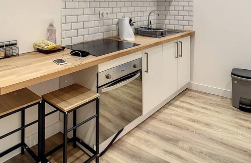 Saint-Quentin Apartment | Grand T2 spacieux gare centre-ville 2pers wifi