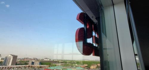 Laval Hotel | Grand Times Hotel Laval - Centropolis