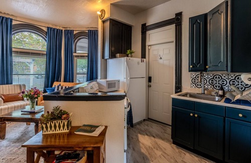 Ogden Apartment | Grand View · Madison Place (Apt #1) Grand View