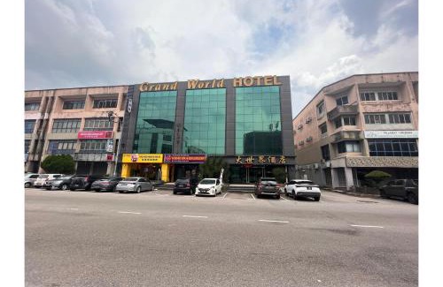Bandar Baru Permas Jaya Hotel | Grand World Hotel