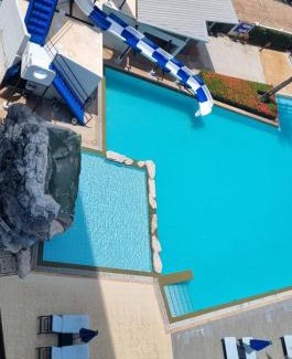Kram Apartment | Grandblue condominium 607 with sea view