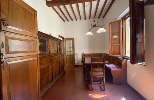 Pontedera Apartment | Grande appartamento in centro