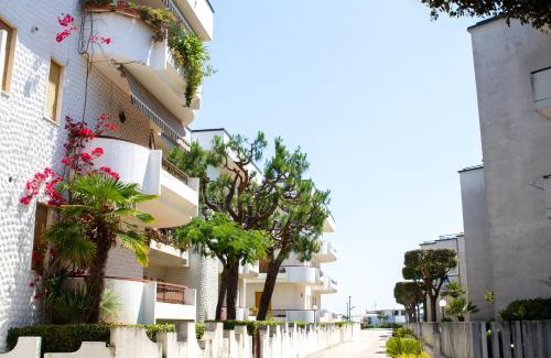 Villa Rosa Apartment | Grande appartamento sul lungomare a Villa Rosa (TE)