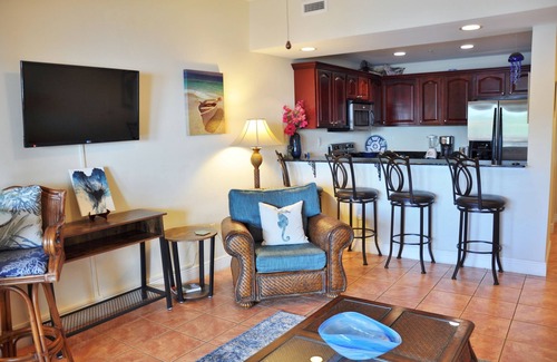 Estate Enighed Condo | Grande Bay Resort - Indigo Blue Luxury 1BR Condo Beachfront!