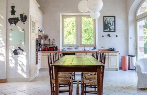 Saint-Benoit-la-Foret House | Grande maison familiale 15 p entre Azay et Chinon