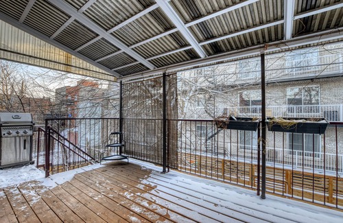Villeray House | Grande Maison 2 Étages, 5 Chambres Avec Cour, Près du Métro et Marché Jean Talon
