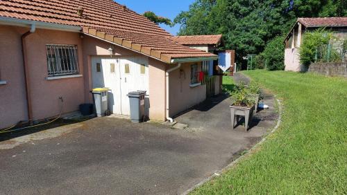 Salies-de-Bearn Apartment | Grande maison sur 2000m° de terrain