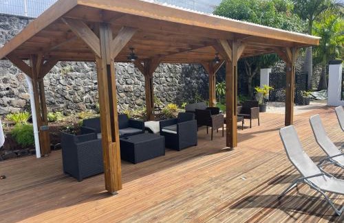 Saint-Joseph Villa | Grande Villa au calme - Vue exceptionnelle - Climatisation - Piscine sel chauffée - Jardin Tropical