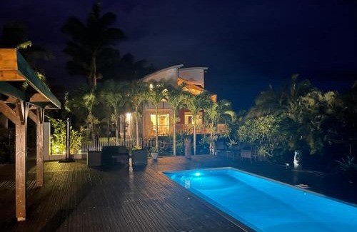 Saint-Joseph Villa | Grande Villa au calme - Vue exceptionnelle - Climatisation - Piscine sel chauffée - Jardin Tropical