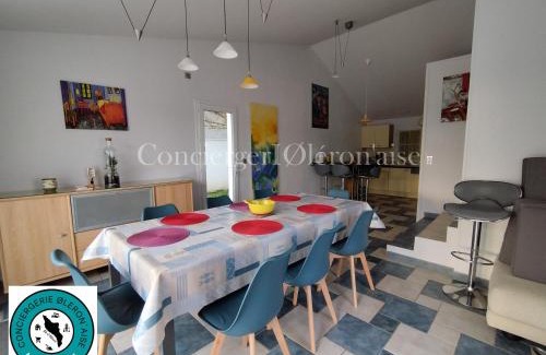 Saint-Denis-d'Oleron House | Grande villa avec piscine près du Phare