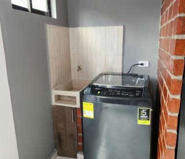 Medellin Apartment | GRANDE y ESCLUSIVO APARTAMENTO