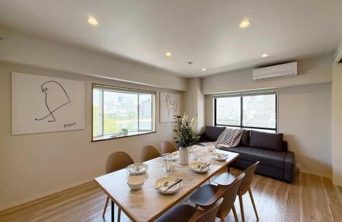 Hiroshima City Centre Apartment | Grandeur - Family-Sized Apt Near Peace Park with River View