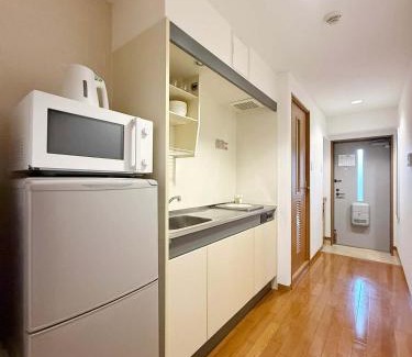 Hiroshima City Centre Apartment | Grandeur - Quiet 1BR Near City Center Steps from Peace Park
