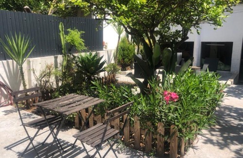 Odivelas House | Grandma`s house in Lisbon